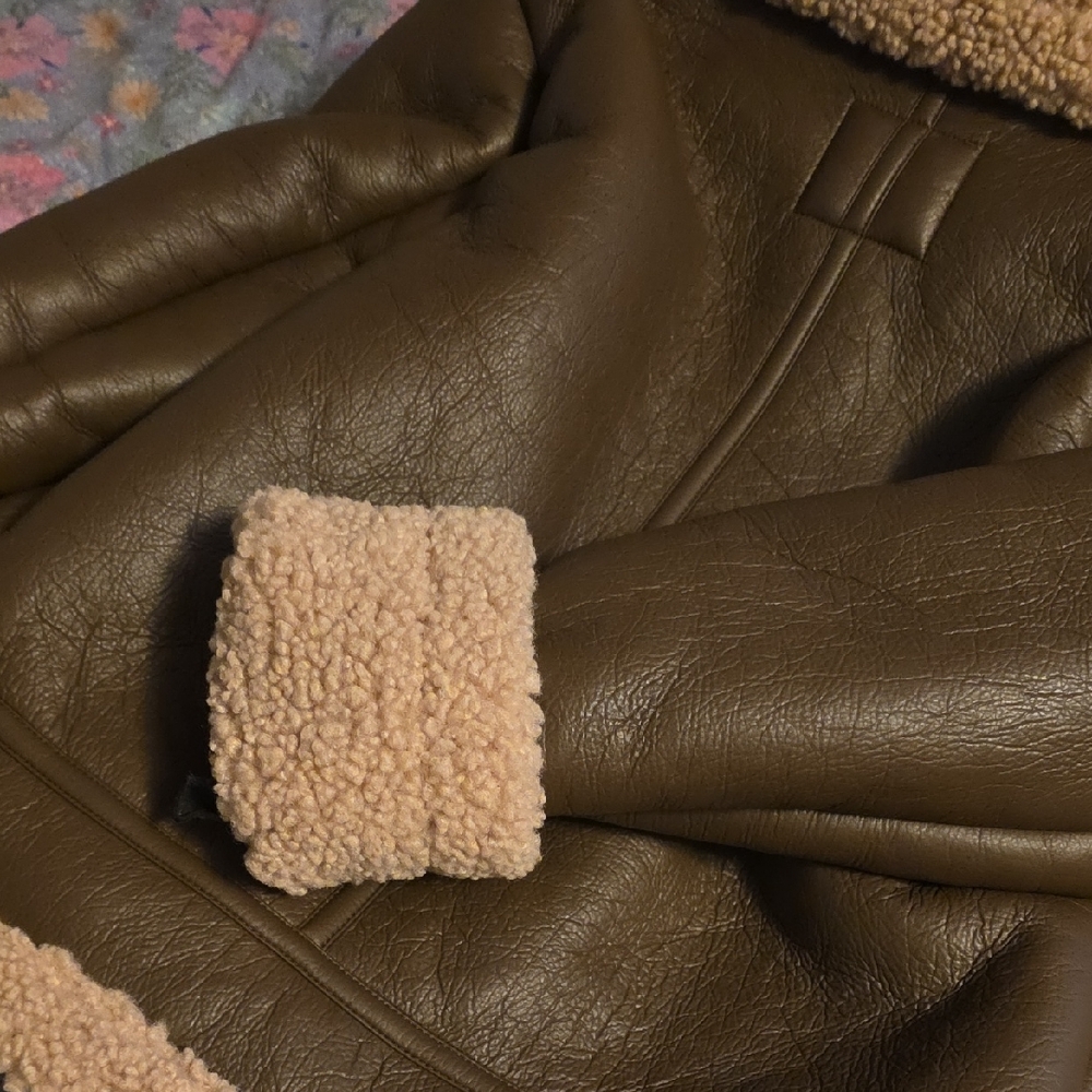 Macy's Brown and Cream Teddy Jacket - Picture 10 of 10